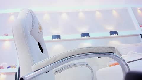 Snapshot of valirya_devote chatting on 25, 11, 2025 VALIRYA online show from 25, 11, 2025