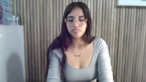 Snapshot of valk_diaz chatting on 30, 4, 2026 Valk online show from 30, 4, 2026