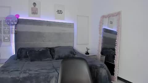 Snapshot of valka_wolfe chatting on 24, 10, 2025 Valka online show from 24, 10, 2025