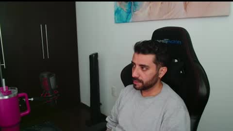 Snapshot of vallartamexi chatting on 17, 12, 2025 Roberto Carlos online show from 17, 12, 2025