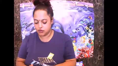 Snapshot of valleyval chatting on 5, 3, 2025 indianvalvet priya is back online show from 5, 3, 2025