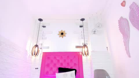 Snapshot of valloletsamar chatting on 14, 2, 2025 Vallolet Peach  online show from 14, 2, 2025