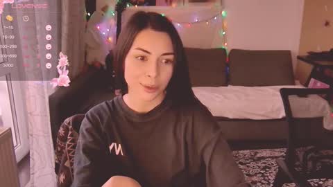 Little Devil online show from 27, 2, 2025