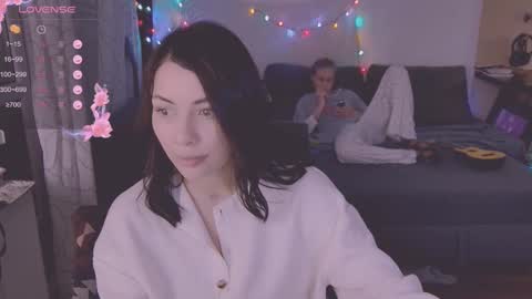 Little Devil online show from 1, 3, 2025