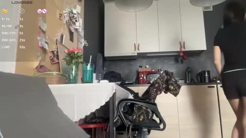 Little Devil online show from 31, 3, 2026