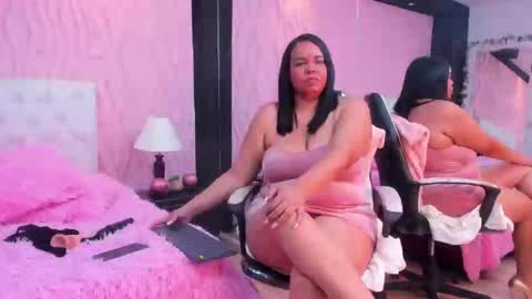 Snapshot of valrery_roussex chatting on 5, 3, 2025 Valery online show from 5, 3, 2025