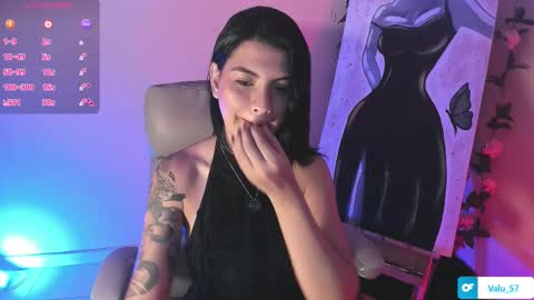 Snapshot of valu_57 chatting on 16, 11, 2025 Valu online show from 16, 11, 2025