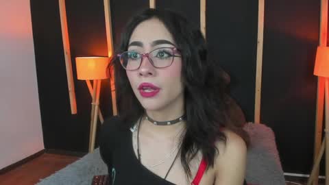 vampy_dolll online show from 3, 1, 2025