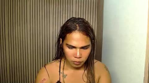 Snapshot of vampy_ebony_laxine chatting on 5, 1, 2025 vampy_ebony_laxine online show from 5, 1, 2025