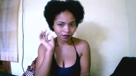 Snapshot of vanah344375 chatting on 2, 10, 2025 vanah344375 online show from 2, 10, 2025