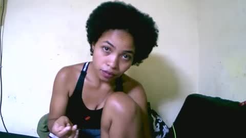 Snapshot of vanah344375 chatting on 3, 10, 2025 vanah344375 online show from 3, 10, 2025