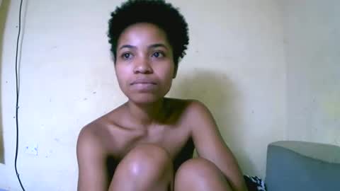 Snapshot of vanah344375 chatting on 9, 10, 2025 vanah344375 online show from 9, 10, 2025