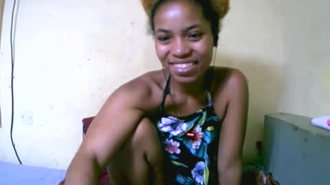 Snapshot of vanah344375 chatting on 17, 10, 2025 vanah344375 online show from 17, 10, 2025