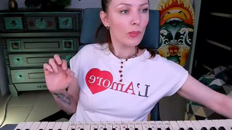 Snapshot of vandarossi chatting on 9, 2, 2025 Vanda online show from 9, 2, 2025