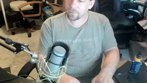 Snapshot of vandonh chatting on 24, 10, 2025 vandonh online show from 24, 10, 2025