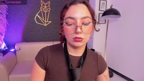 vane_vixen online show from 26, 11, 2025