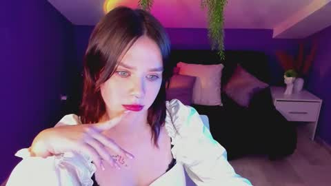 Polly online show from 15, 9, 2025