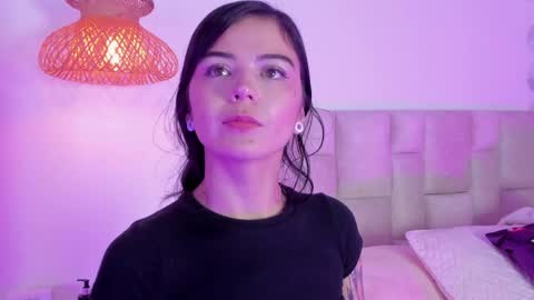 Snapshot of vanessa_cruz_18 chatting on 1, 6, 2026 Vane online show from 1, 6, 2026