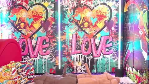 Snapshot of vanessa_love chatting on 8, 11, 2025 Vanessa online show from 8, 11, 2025