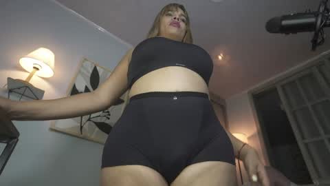 Snapshot of vanessa_novvoa chatting on 27, 4, 2026 Vanessa Novvoa online show from 27, 4, 2026