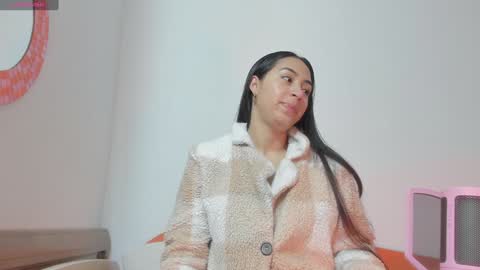 Snapshot of vanessaadol chatting on 30, 12, 2024 vanessaadol online show from 30, 12, 2024