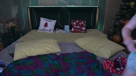 vanessabeautyy online show from 15, 12, 2024