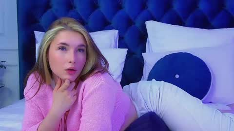 Snapshot of vanessacelesti chatting on 28, 4, 2026 Vanessa online show from 28, 4, 2026