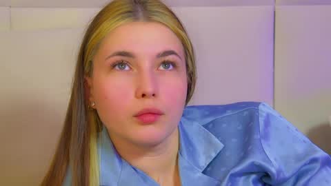 Snapshot of vanessacelesti chatting on 5, 5, 2026 Vanessa online show from 5, 5, 2026
