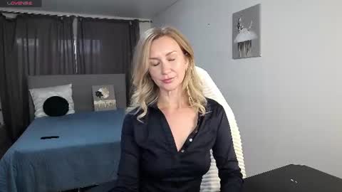 Vanessa  online show from 16, 7, 2026