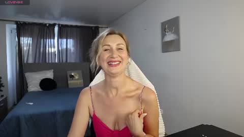 Vanessa  online show from 19, 7, 2026