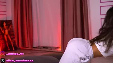 Vanessa Simon online show from 8, 1, 2026