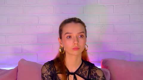 Snapshot of vanessavienne chatting on 26, 2, 2026 VanessaVienne online show from 26, 2, 2026