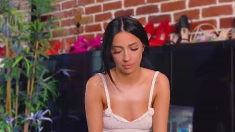 Vanessa online show from 21, 6, 2026