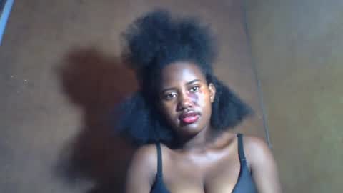 vaniah321 online show from 15, 1, 2025