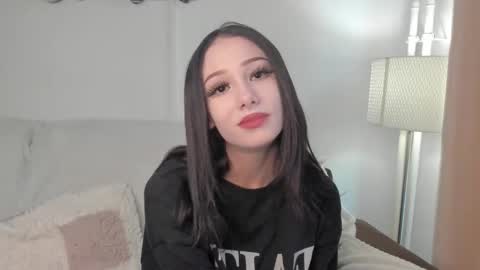 Snapshot of vanicha_007 chatting on 4, 3, 2026 Luna online show from 4, 3, 2026