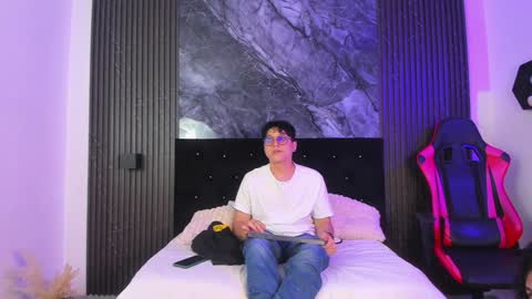Snapshot of vanilla_hot_ chatting on 24, 1, 2025 vanilla_hot_ online show from 24, 1, 2025