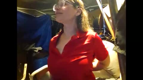 Britneywhitney online show from 16, 12, 2025