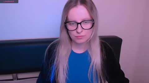 Mia online show from 5, 11, 2025