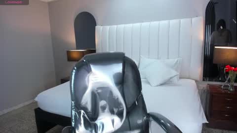 Snapshot of vanitysex chatting on 17, 2, 2025 Karine online show from 17, 2, 2025