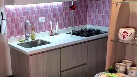 Elizabeth online show from 23, 12, 2025