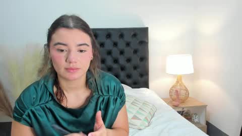 Vannesa online show from 6, 4, 2026