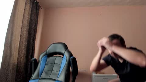 Snapshot of vano_822 chatting on 9, 3, 2026 vano_822 online show from 9, 3, 2026