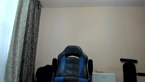 Snapshot of vano_822 chatting on 24, 4, 2026 vano_822 online show from 24, 4, 2026