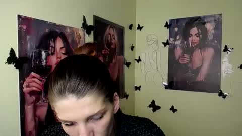 Vanessa online show from 3, 3, 2025