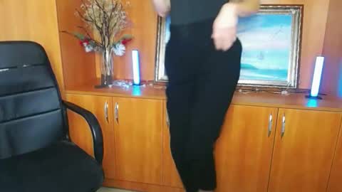 Vanessa online show from 5, 10, 2025