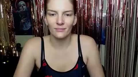 Snapshot of vanrey_ chatting on 22, 12, 2025 Vanessa online show from 22, 12, 2025