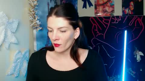 Snapshot of vanrey_ chatting on 7, 1, 2026 Vanessa online show from 7, 1, 2026