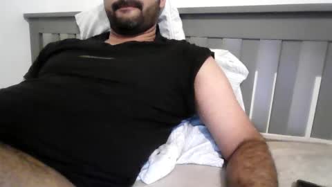 Snapshot of varghese28 chatting on 17, 11, 2025 kerala mallu boy online show from 17, 11, 2025