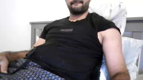 Snapshot of varghese28 chatting on 1, 12, 2025 kerala mallu boy online show from 1, 12, 2025