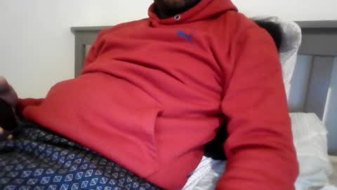 Snapshot of varghese28 chatting on 4, 12, 2025 kerala mallu boy online show from 4, 12, 2025